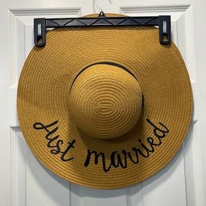“Just Married” Floppy Sun Hat